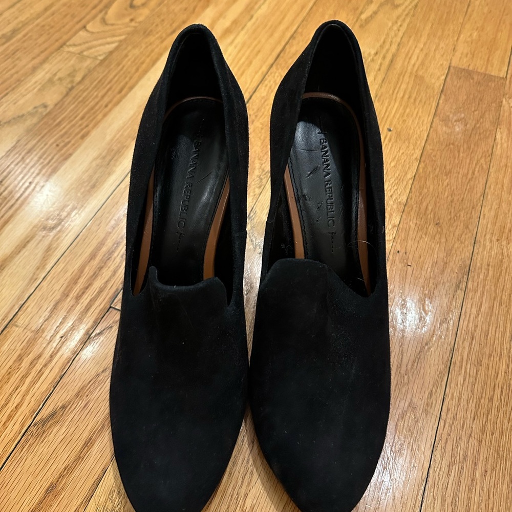 Banana Republic Women's Black Suede Shoes